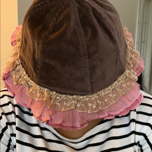 Hat - Picture 3 of 5